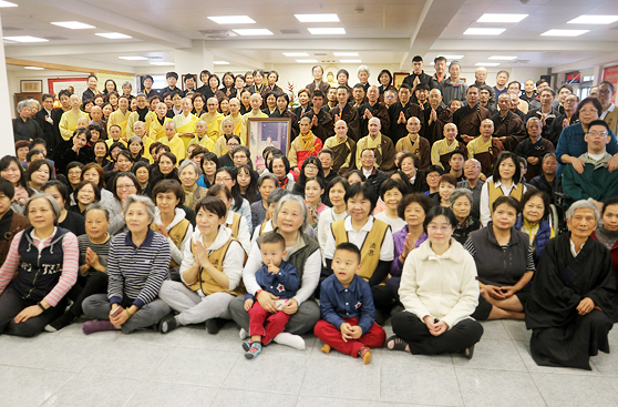 �G���@�K�~�k�`�X�ݹΤj�d�k�|����G�Q�G��C��ܤE�� - �O�_�k�ɦL�g�|